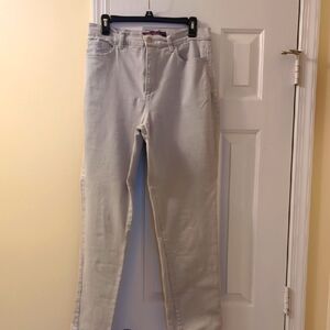 Gloria Vanderbilt Women's Light Gray Straight Leg Jeans